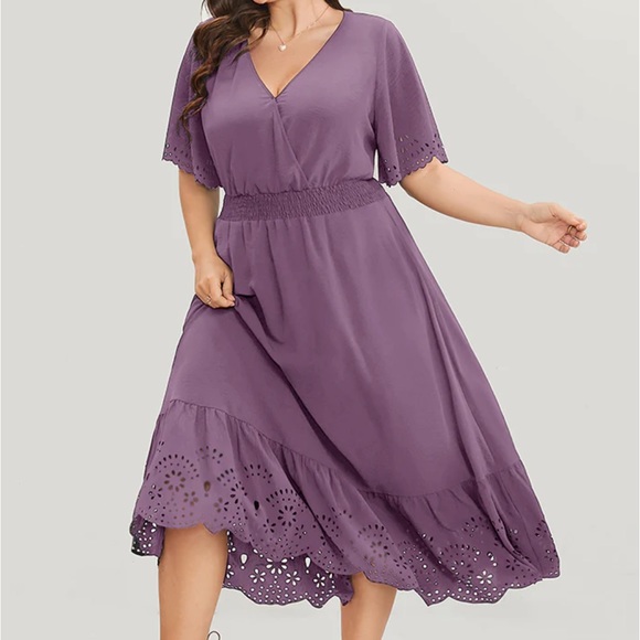 Solid Laser Cut Shirred Pocket Wrap Scalloped Trim Flutter Dress - Picture 4 of 4